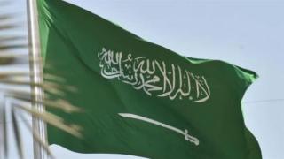 المملكة تمنع استيراد السيارات المخصصة للشرطة والأجرة سابقاً